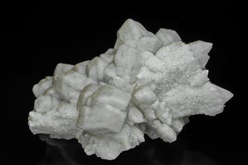 Quartz<br />Pozo Bor, Depósito Dalnegorsk B, Dalnegorsk, Distrito urbano Dalnegorsk, Primorsky Krai, Rusia<br />12.3 x 9.0 cm<br /> (Author: am mizunaka)