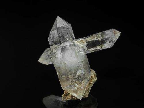 Quartz<br />Montes Goboboseb, Zona Brandberg, Región Erongo, Namibia<br />8.6 x 8.3 cm<br /> (Author: am mizunaka)