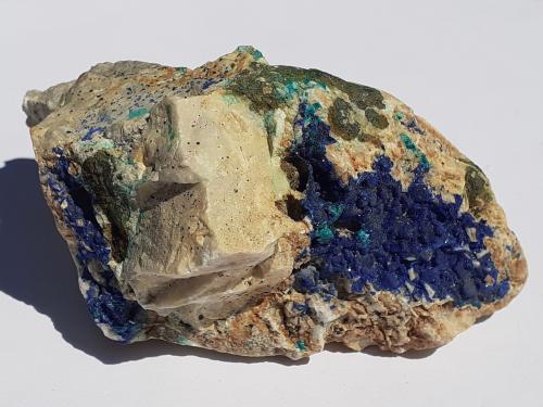 Azurite, Malachite, Dolomite,Tetrahedrite series<br />Distrito minero Ringenwechsel, Troi, Distrito Schwaz, Valle Inn, Tirol Norte, Tirol, Austria<br />7 x 5 cm<br /> (Author: Volkmar Stingl)