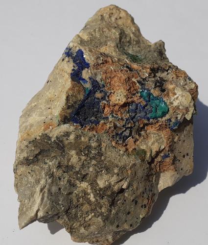 Azurite, Malachite, Dolomite ps. Siderite<br />Distrito minero Ringenwechsel, Troi, Distrito Schwaz, Valle Inn, Tirol Norte, Tirol, Austria<br />8,5 x 6 cm<br /> (Author: Volkmar Stingl)