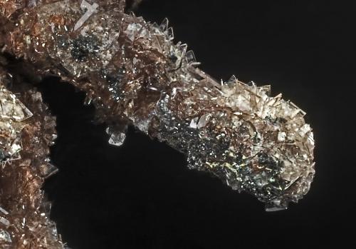 Barite, Stibnite<br />Mina Roata, zona minera Cavnic, Cavnic, Maramures, Rumanía<br /><br /> (Author: am mizunaka)