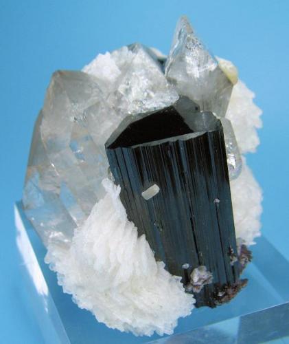 Topaz, schorl, quartz, albite, mica
Chamachhu, Haramosh Mts., Skardu, Gilgit-Baltistan, Pakistan
 56 mm x 47 mm (Author: Carles Millan)