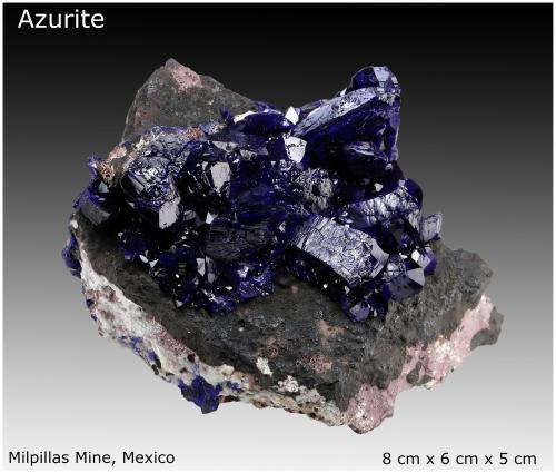 Azurite<br />Mina Milpillas, Cuitaca, Municipio Santa Cruz, Sonora, México<br />8 cm x 6 cm x 5 cm<br /> (Author: silvia)