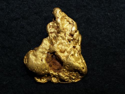 Gold<br />White Creek, Región Islas Esequibo-Demerara Occidental, Guyana<br />2.2x1.8x.5 cm''s<br /> (Author: Joseph DOliveira)