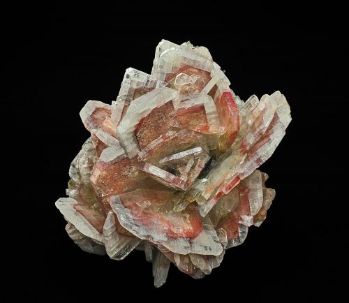 Barite, Realgar<br />Mina Cavnic, zona minera Cavnic, Cavnic, Maramures, Rumanía<br />11.4 x 7.6 cm<br /> (Author: am mizunaka)