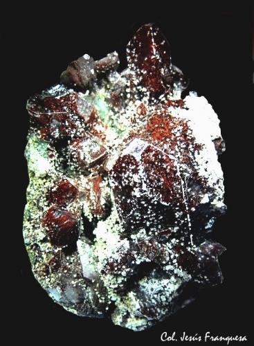 Fluorapofilita-(K) [Fluorapophyllite-(K)]<br />Distrito Jalgaon, Maharashtra, India<br />90x65 mm.<br /> (Autor: Jesus Franquesa Baucells)