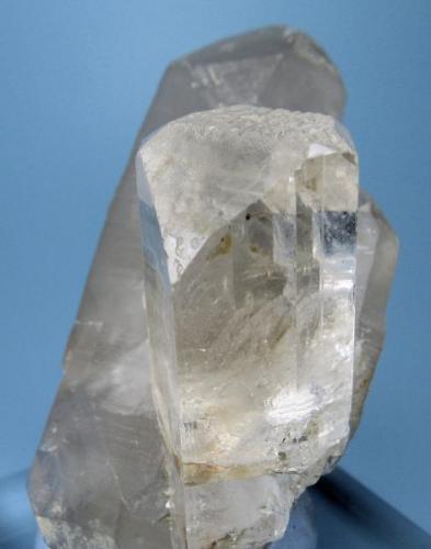 Topaz, quartz
Gaoligong Mountains, Nujiang, Yunnan. China
50 mm x 40 mm

Side view (Author: Carles Millan)