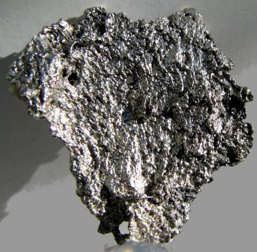 Plata
Mina Coloniel, Cobalt, Ontario, Canadá
28 x 22 x 6 mm
pepita (Autor: José Luis Zamora)