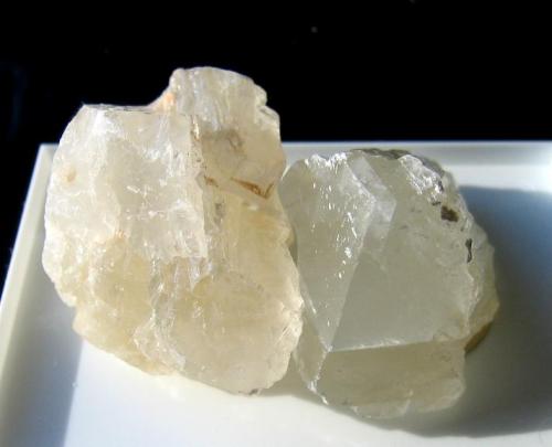 Calcite 4 - fluorescent crystal
Quarry in Stahovica, Slovenia
2 pieces: 4 cm x 3 cm x 3 cm (Author: Leon56)