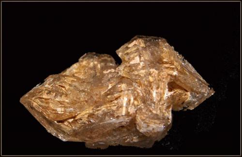 Cuarzo
Kharan - Badakshan - Pakistan
4.5 x 2.5 cm (Autor: Mijeño)