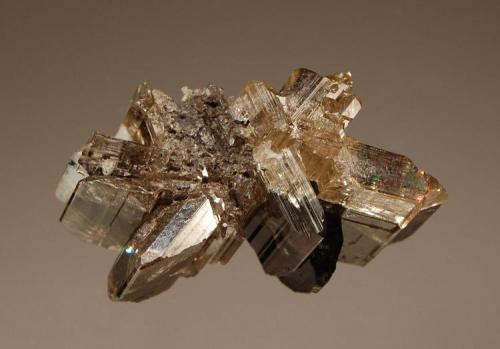 Cerussite
Tsumeb Mine, Tsumeb, Namibia
2.5 x 4.1 cm.
Colorless to smoky gray twinned cerussite. (Author: crosstimber)