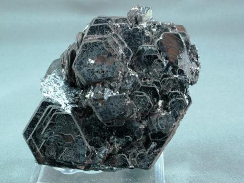 Hematite
Ouro Preto, Minas Gerais, Brazil
6 x 5.5 x 3 cm (Author: Joseph D'Oliveira)