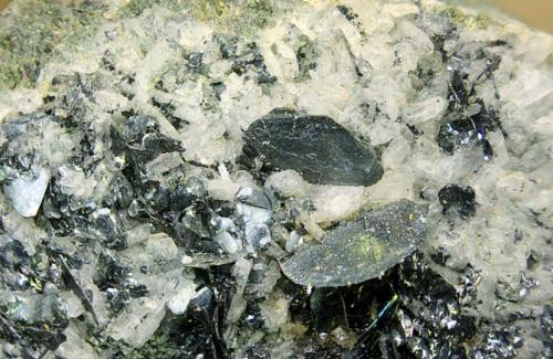 Hematites.
Mina de Cala, Cala, Huelva, Andalucía, España.
Campo de visión de 15 mm. (Autor: Antonio Carmona)