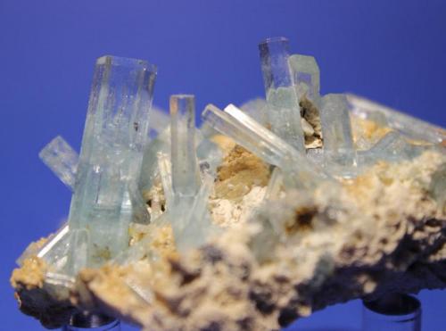 Beryl (var Aquamarine)
Erongo Mountains, Erongo Region, Namibia
6 x 5.5 cm (Author: Don Lum)