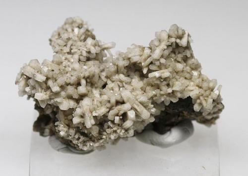 Edingtonita
Ice River Complex, British Columbia, Canadá
3,9 x 3 cm (Autor: Anisio Claudio)