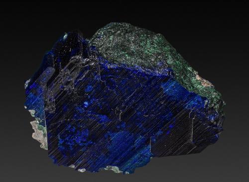 Azurite, Malachite
Tsumeb Mine, Tsumeb, Otjikoto Region, Namibia
4.5 x 4.7 cm (Author: am mizunaka)