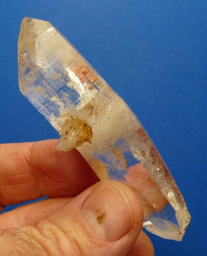 Bent Quartz
Western Cape, South Africa
86 x 25 x 25 mm
Quart that broke and re-healed. (Author: Pierre Joubert)