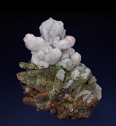 Quartz, Calcite, Malachite
Mecissi, Er Rachidia Province, Meknès-Tafilalet Region, Morocco
9.7 x 10.6 cm (Author: am mizunaka)