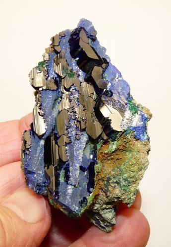 Azurite and malachite
Tsumeb, Namibia
74 x 43 x 27 mm (Author: Pierre Joubert)