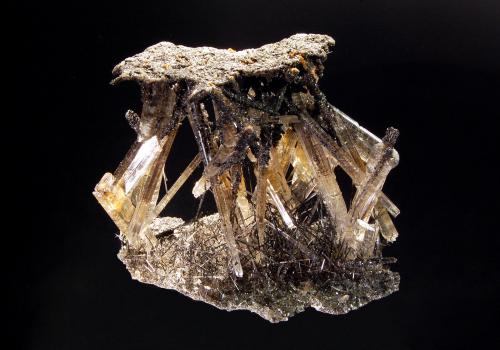 Gypsum<br />Mina Machów, Tarnobrzeg, Voivodato Subcarpacia, Polonia<br />4.0 x 6.5 cm<br /> (Author: crosstimber)