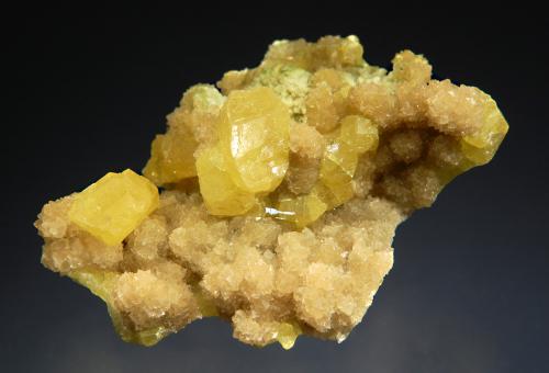 Sulfur<br />Mina Machów, Tarnobrzeg, Voivodato Subcarpacia, Polonia<br />5.0 x 7.0 cm<br /> (Author: crosstimber)