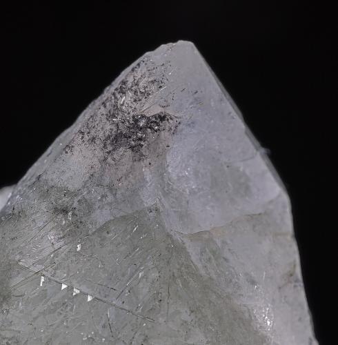 Quartz with inclusions<br />Merelani, Montes Lelatema, Distrito Simanjiro, Región Manyara, Tanzania<br /><br /> (Author: am mizunaka)