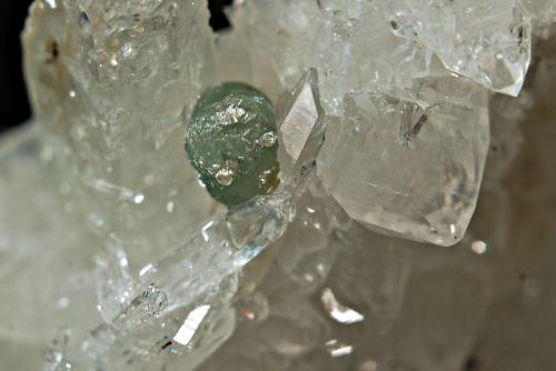 Cookeite<br />Mina Green's Crystal, Paron, Saline County, Arkansas, USA<br />7.5 x 11.5 cm, FOV ~ 2.0 cm<br /> (Author: crosstimber)