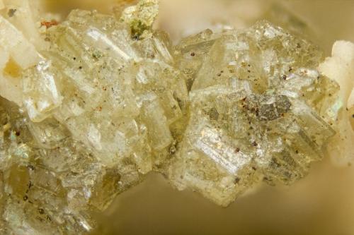 Gaidonnayite<br />Cantera Poudrette, Mont Saint-Hilaire, La Vallée-du-Richelieu RCM, Montérégie, Québec, Canadá<br />FOV = 2mm<br /> (Author: Doug)