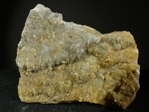 Cuarzo<br />Berta Quarry, Can Domènech Hill, Roques Blanques Mountains, Sant Cugat del Vallès-El Papiol, Comarca Vallès Occidental / Baix Llobregat, Barcelona, Catalonia / Catalunya, Spain<br />8 x 7 x 4 cm<br /> (Autor: Javier Rodriguez)