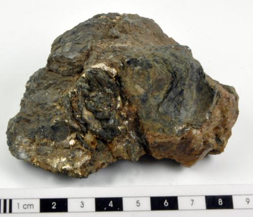 Magnesiocloritoide<br />Puerto de la Hiruela, Sierra del Rincón, Comarca Sierra Norte, Comunidad de Madrid, España<br />9 x 7,5 x 6 cm.<br /> (Autor: Ramón Jiménez)