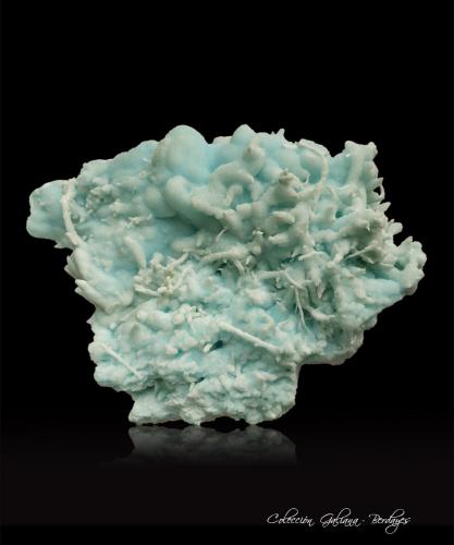 Aragonito (variedad cuprífera)<br />Dulong, Dulong ore field, Campo minero Dulong, Maguan, Prefectura autónoma Wenshan, Provincia Yunnan, China<br />107 x 83 x 34 mm.<br /> (Autor: Rafael Galiana)