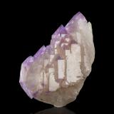 Quartz (varieties gwindel and amethyst)Glaciar Fiescher, Fiesch, Goms, Wallis (Valais), Suiza9.5 x 10 x 17 cm / main crystal: 11.2 cm. (Author: MIM Museum)