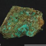 Fig. 25. Tomada de RRUFF.info.
https://rruff.info/repository/sample/by_minerals/Tyrolite__R050571__Sample__Photo__2828__M.jpg (Autor: Echevarria)