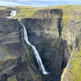 Al lado de Háifoss se encuentra la cascada Grannifoss (en la foto), de 101 metros de altura. (Autor: Antonio P. López)