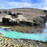 Aguas de color turquesa en el río Tungnaá a su paso por el cañón de Sigöldugljúfur. (Autor: Antonio P. López)