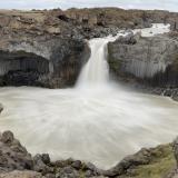 La cascada Aldeyjarfoss en una foto con exposición larga. (Autor: Antonio P. López)