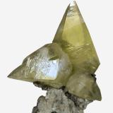 CalciteShimen County, Prefectura Changde, Hunan, China126 mm x 99 mm. Largest crystal: 79 mm. (Author: Carles Millan)