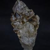 Quartz (variety smoky quartz)Crystal Ridge, Johnson Spring, Distrito Tibbets, Montes Inyo, Condado Inyo, California, USA9.3 x 5.4 cm (Author: am mizunaka)