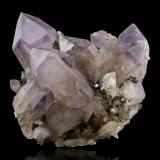 Quartz (variety amethyst)Mina Fengjiashan, Edong, Daye, Prefectura Huangshi, Provincia Hubei, China14,5	x	16,0	x	10,5	cm (Author: MIM Museum)