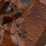 Cuarzo y limonita<br />M'Cissi, Comunidad Alnif, Provincia Tinghir, Región Drâa-Tafilalet, Marruecos<br />11 x 7 x 4 cm<br /> (Autor: Antonio Alcaide)