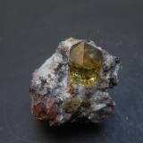 Fluorapatito<br />Mina Cerro de Mercado, Cerro de los Remedios, Victoria de Durango, Municipio Durango, Durango, México<br />3,5 x 3,5 x 3 cm<br /> (Autor: Antonio Alcaide)