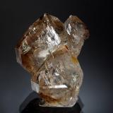 Quartz var. smoky quartzMina Reel, Iron Station, Condado Lincoln, North Carolina, USA3.6 x 4.7 cm (Author: crosstimber)