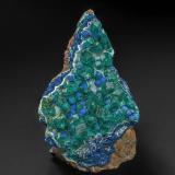 Dioptase, ShattuckiteMina Tantara, Shinkolobwe, Cinturón de cobre de Katanga, Katanga (Shaba), República Democrática del Congo (Zaire)8.2 x 5.4 cm (Author: am mizunaka)