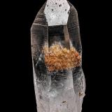 Quartz, DolomiteMonte Fisher, Mount Ida, Condado Montgomery, Arkansas, USA9.1 x 3.7 cm (Author: am mizunaka)