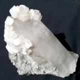 Calcite, QuartzMina Yaogangxian, Yizhang, Prefectura Chenzhou, Provincia Hunan, China10 x 7 cm (Author: Volkmar Stingl)