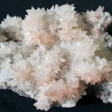 Calcite on Quartz (variety smoky)Zona minera Daye, Edong, Daye, Prefectura Huangshi, Provincia Hubei, China16 x 10 (Author: Volkmar Stingl)