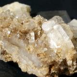 Quartz, AlbiteValle Navis, Distrito Innsbruck-Land, Tirol Norte, Tirol, Austria6 x 3 cm (Author: Volkmar Stingl)