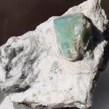 Beryl (variety emerald)Pizzo Marcio, Valle Vigezzo, Valle Ossola, Trontano, Provincia Verbano-Cusio-Ossola, Piamonte (Piemonte), Italia3 x 2 cm (Author: Volkmar Stingl)