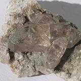 Quartz (variety Smoky Quartz), Chlorite (Group)Valle Habach, Hohe Tauern, Salzburgo/Salzburg, Austria3,5 x 2,5 cm (Author: Volkmar Stingl)