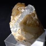 Beryl (variety aquamarine), QuartzValle Shigar, Distrito Shigar, Gilgit-Baltistan (Áreas del Norte), Paquistán74 x 70 mm (Author: Sante Celiberti)